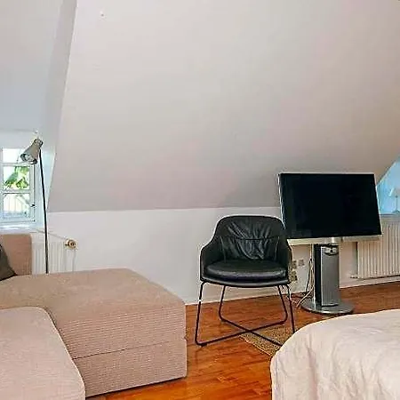 Fanobad Lavish Near