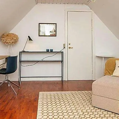 מלון Fanobad Lavish Near